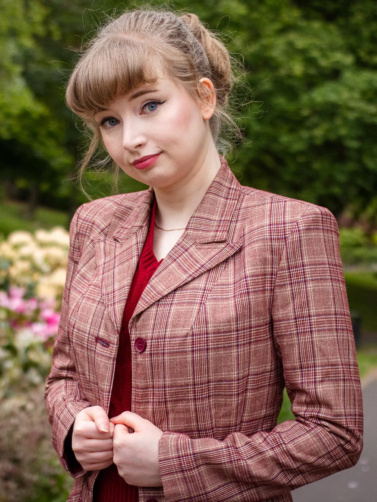 1940s Style CC41 Homefront Skirt Suit Claret Red