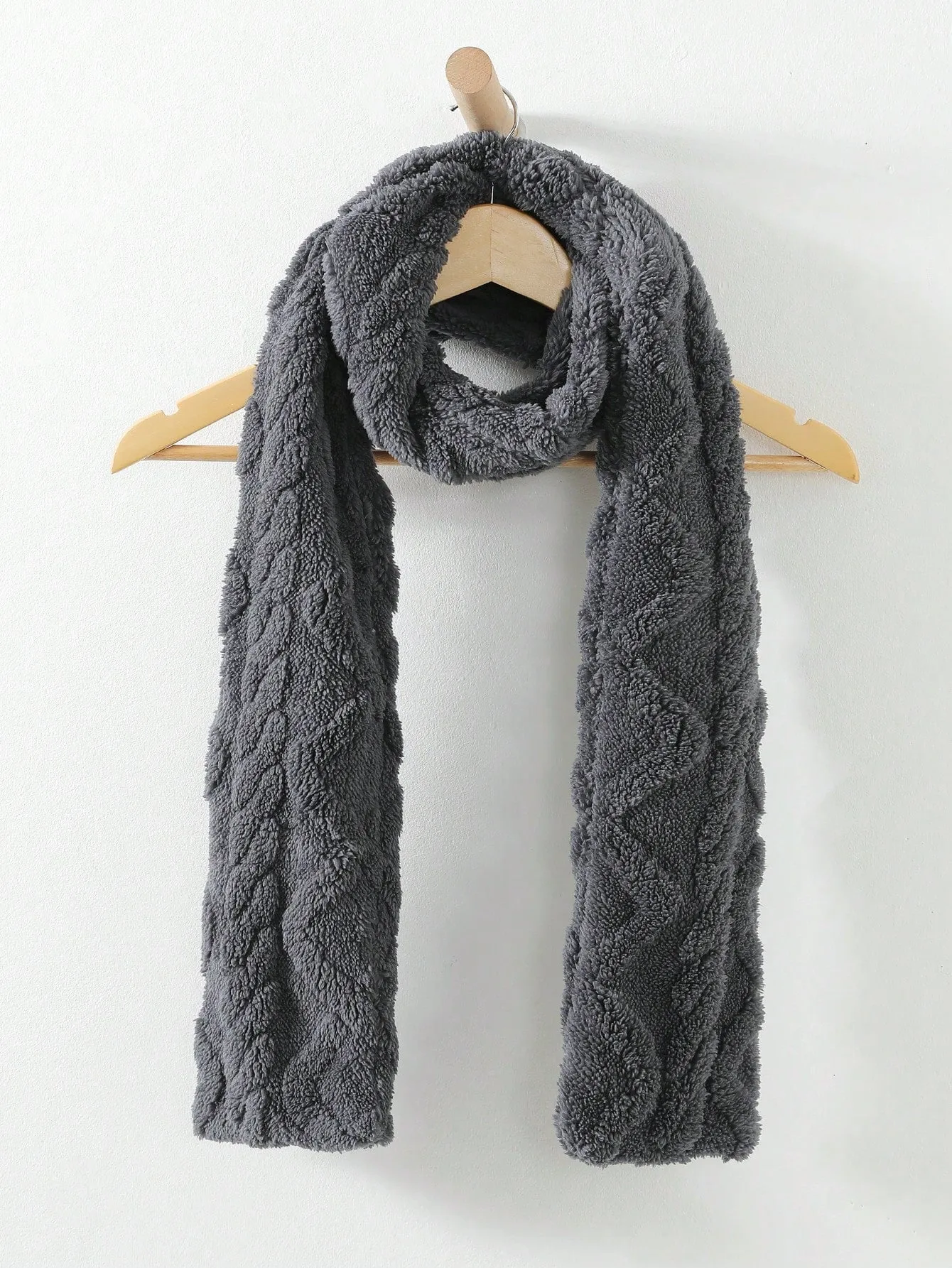 1pc Embossed Plush Scarf