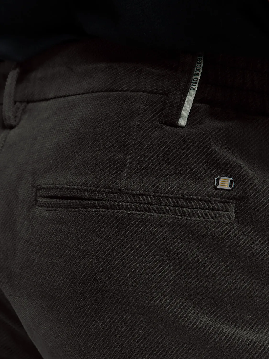 Corduroy Pants with Twill Weave: Timeless Style and Comfort | Motorblack