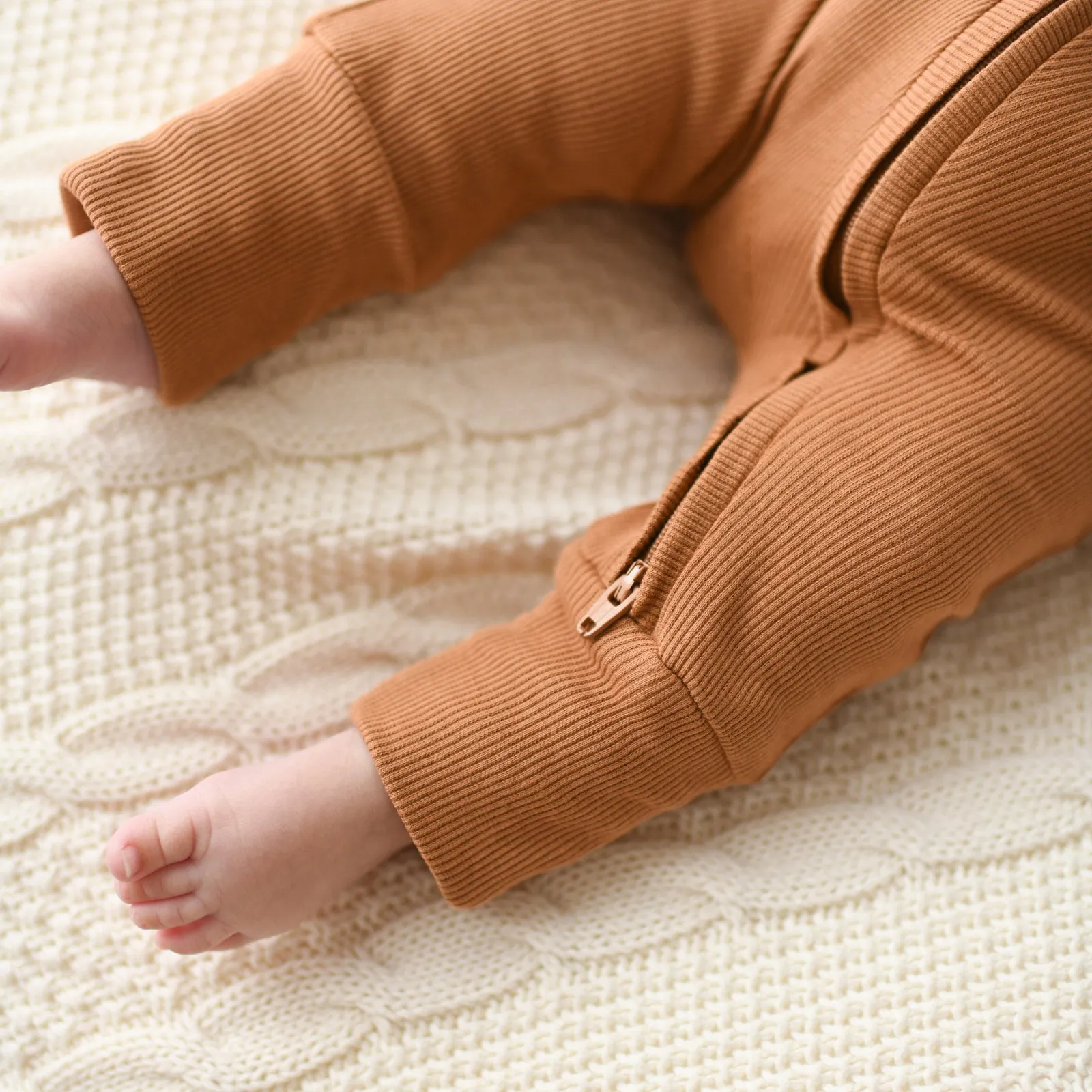 DESERT BRONZE rib organic cotton zipsuit