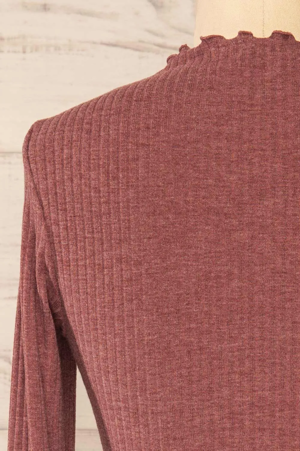 Faaset Mauve | Ribbed Top w/ Stand Collar