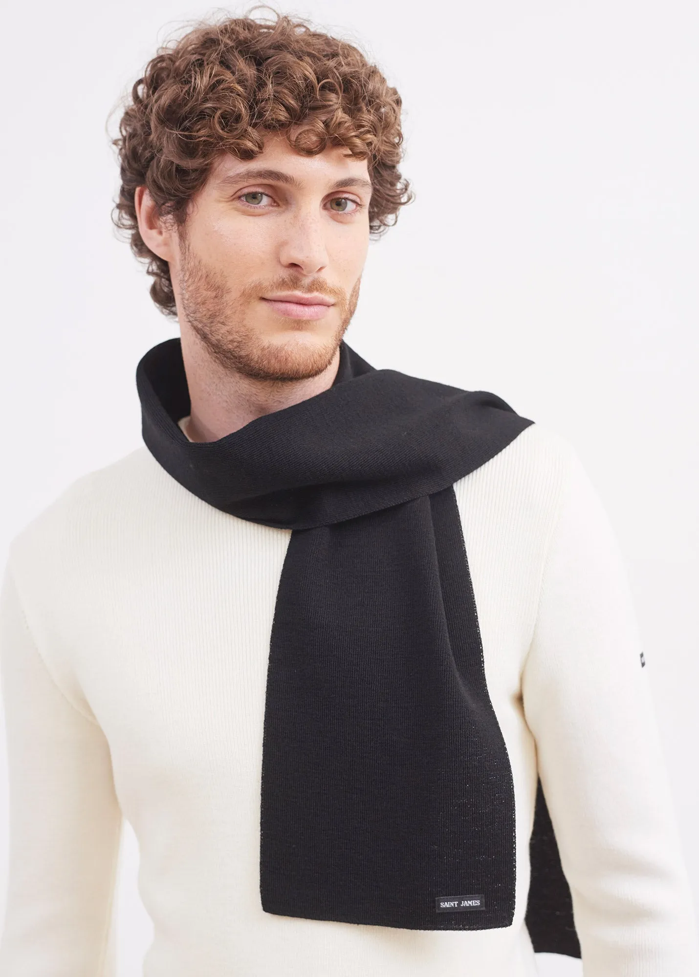 Plain scarf - in pure new wool (NOIR)