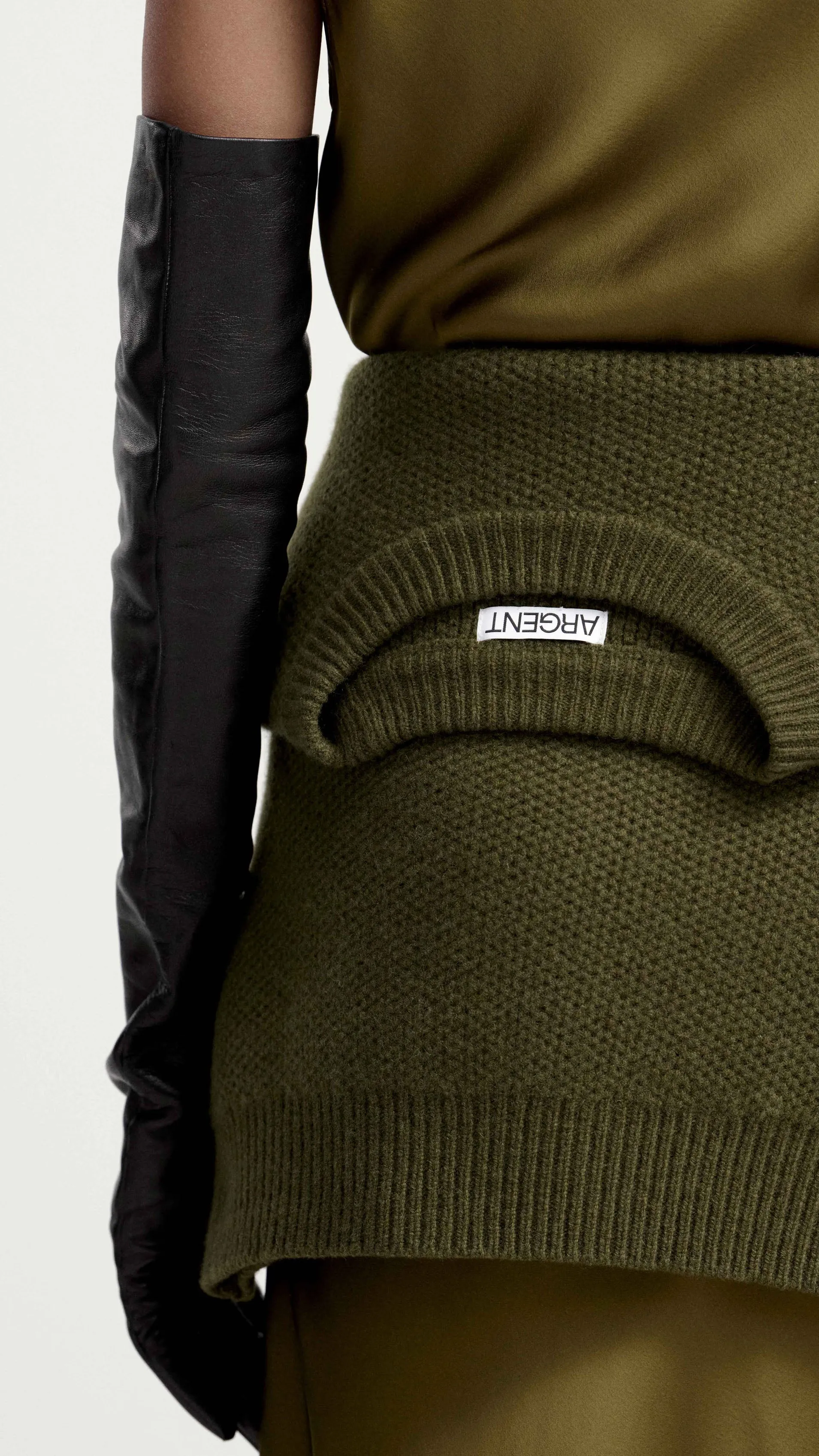 Shrunken Crewneck in Wool Cashmere | Olive