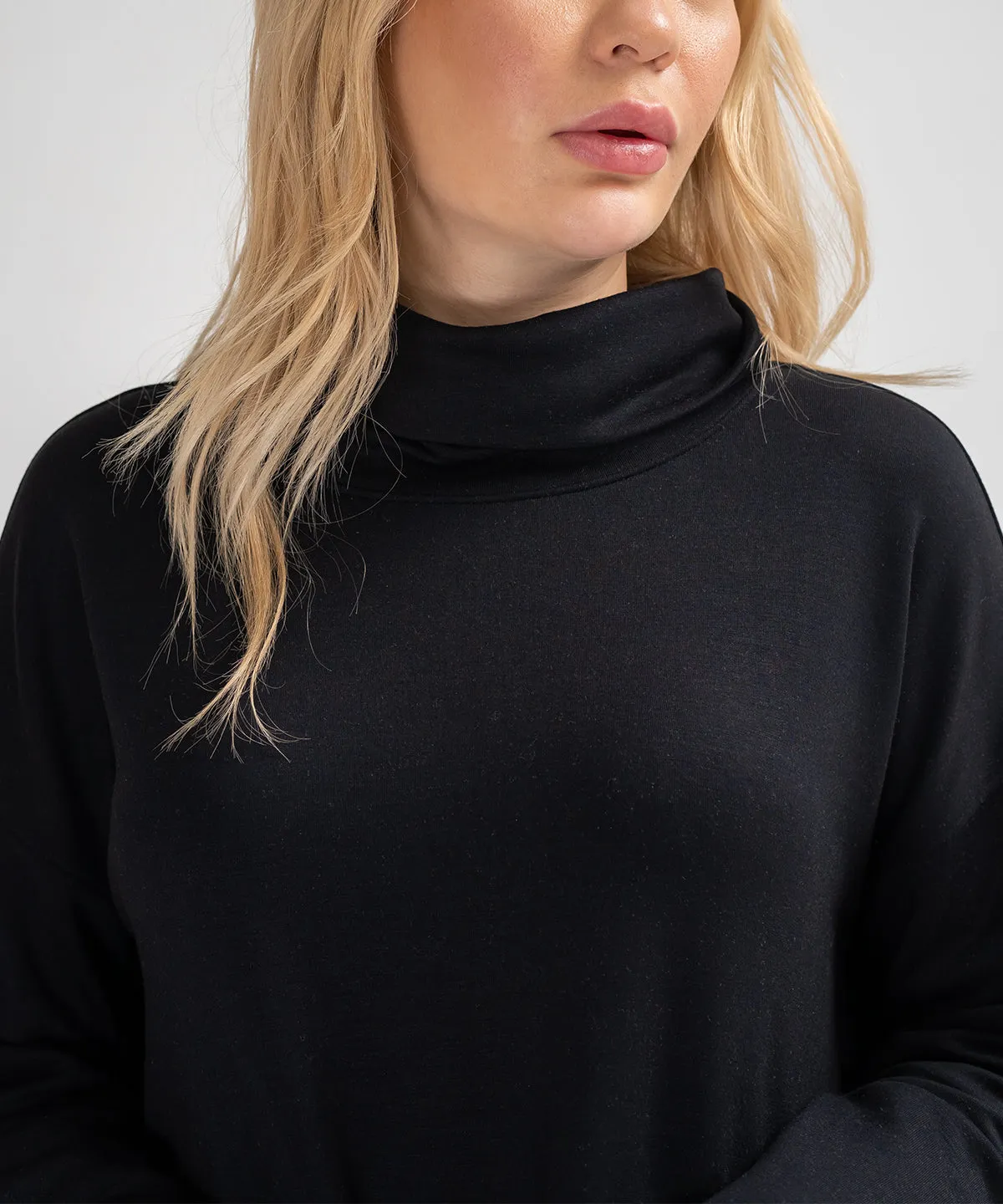 Women's LuxeStretch Turtleneck